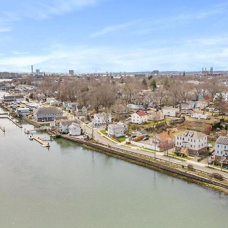 Gorgeous Waterfront 2 Bedroom 1 Bath Modern Home. New Haven Exteriör bild